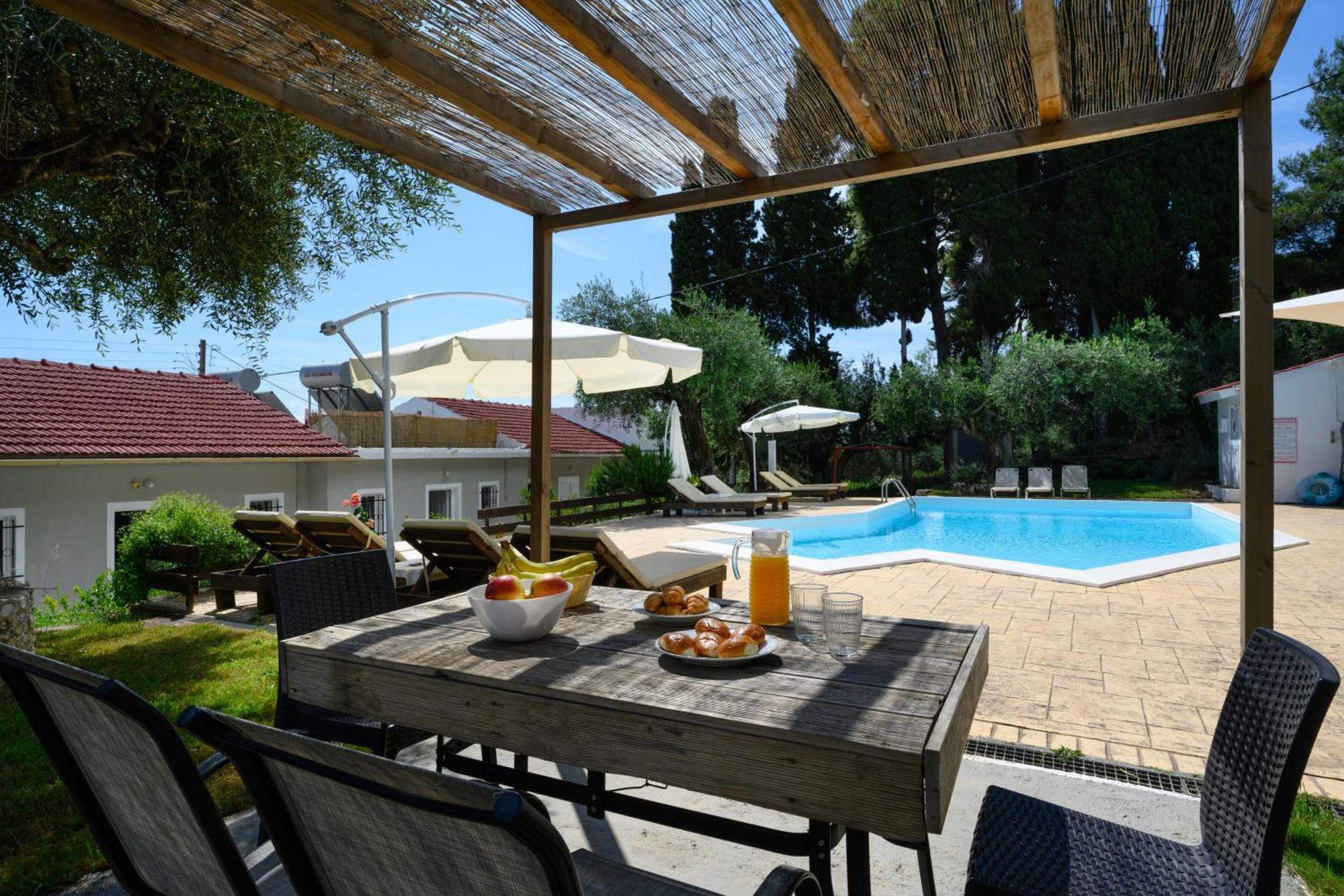 Olive Grove Poolside Apartments Benitses  Eksteriør bilde